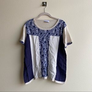 529 Linen Blend Blue & White Floral Tee